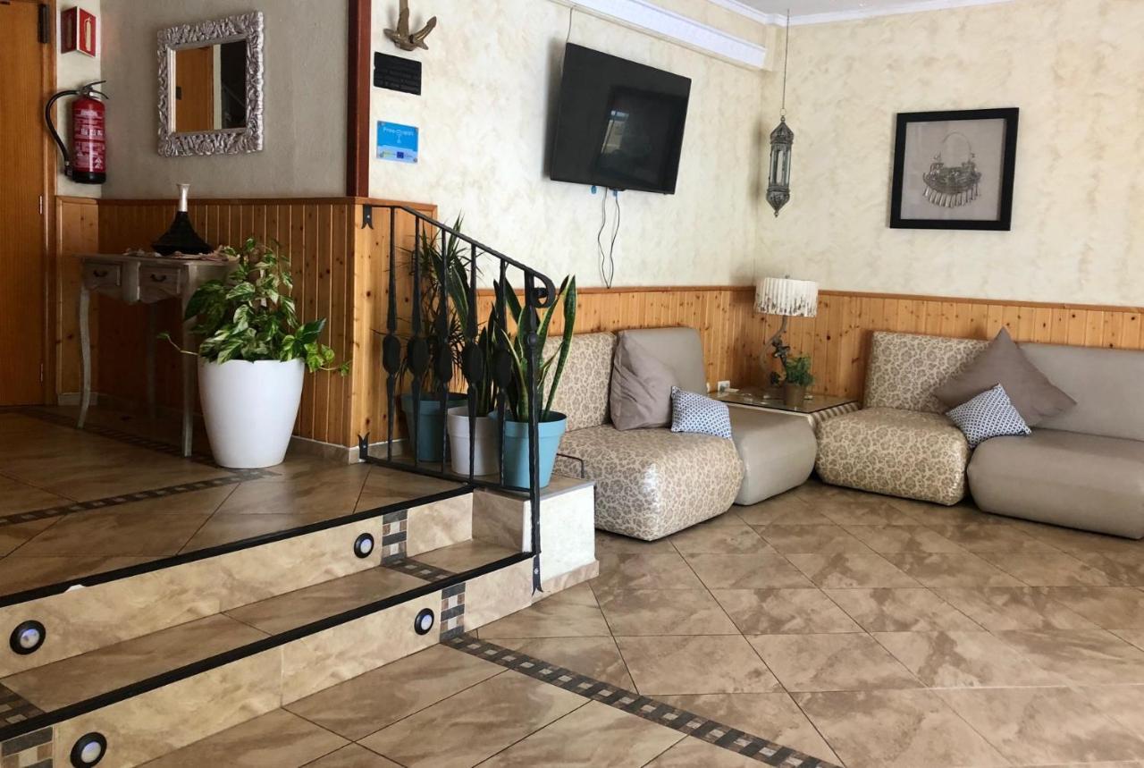Hotel Ancla 오로페사델마르 외부 사진