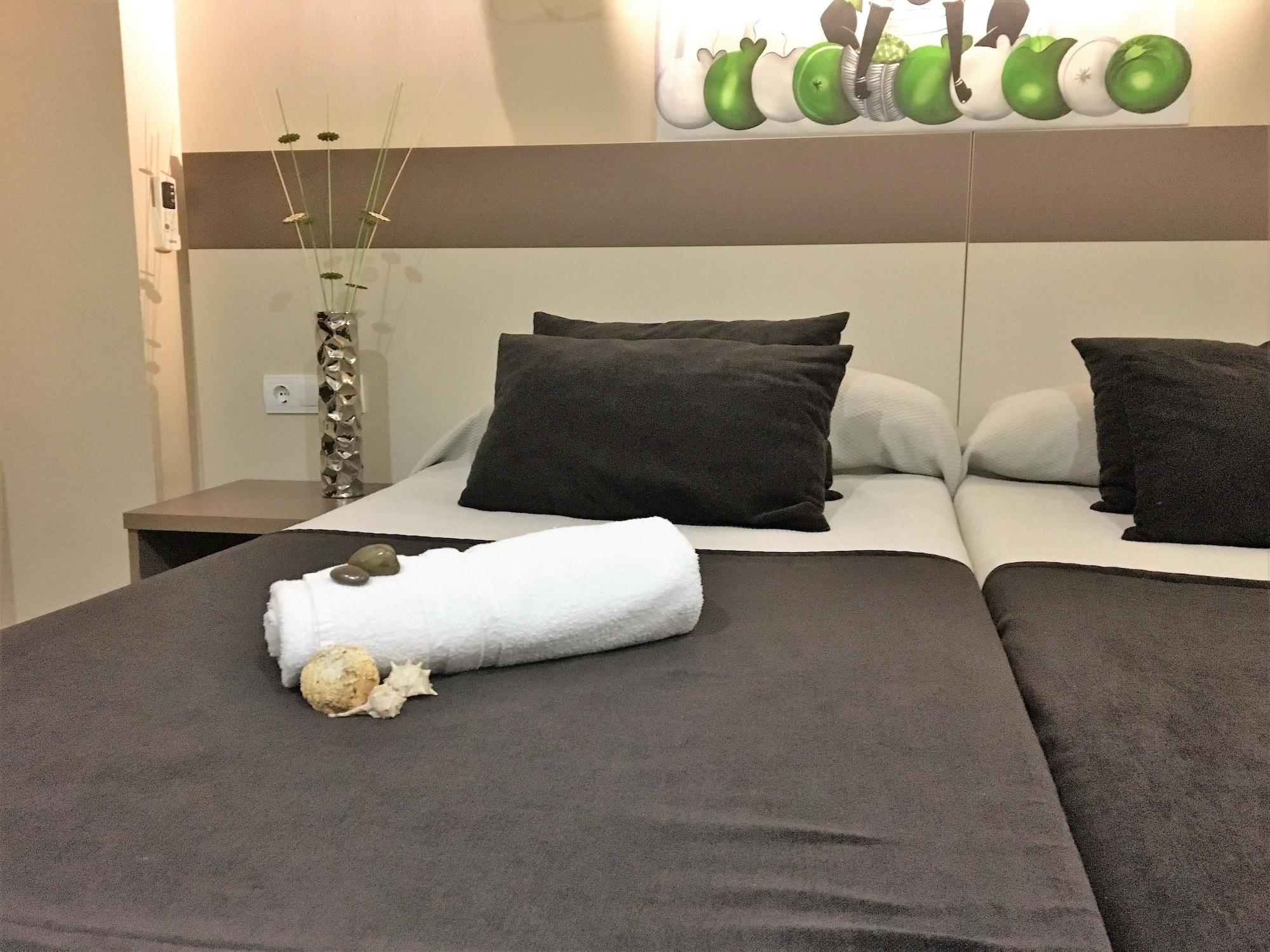 Hotel Ancla 오로페사델마르 외부 사진