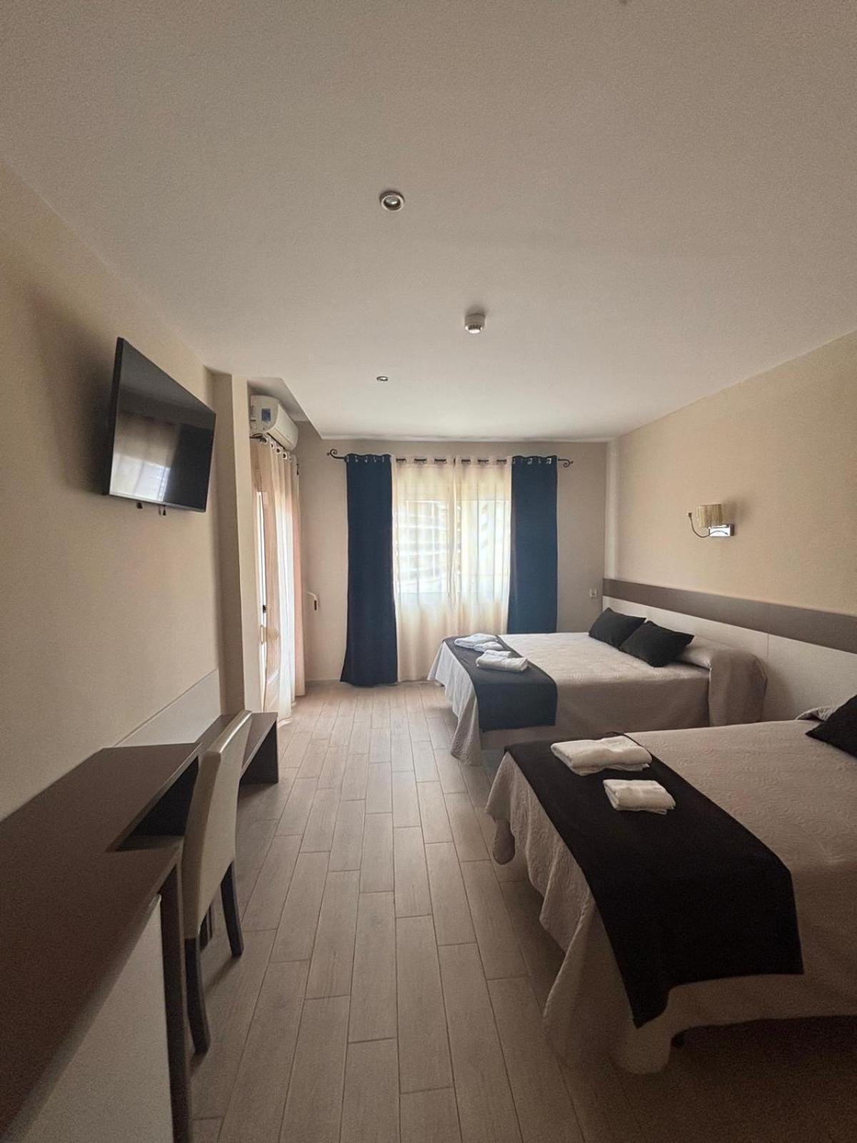 Hotel Ancla 오로페사델마르 외부 사진