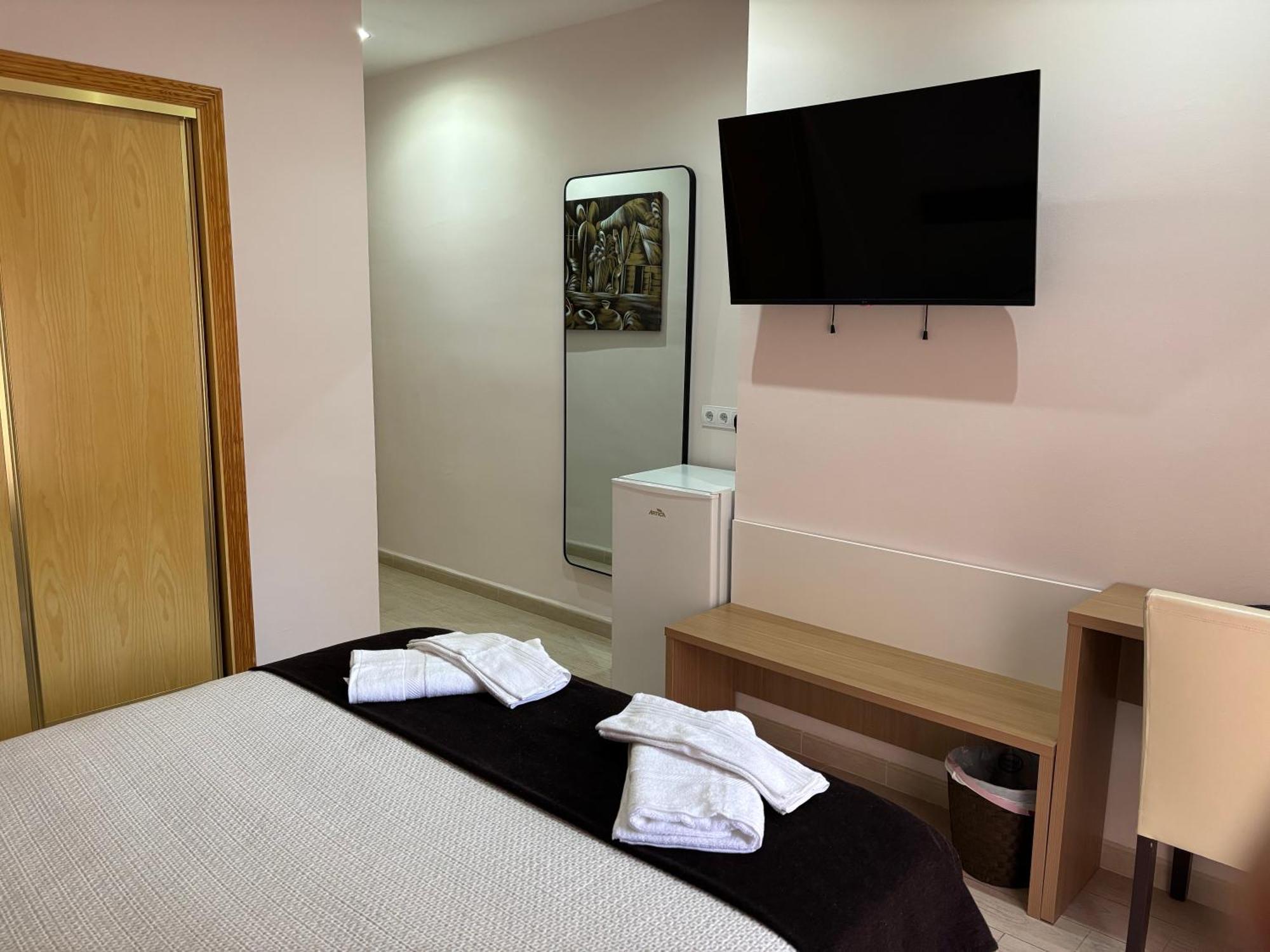 Hotel Ancla 오로페사델마르 외부 사진