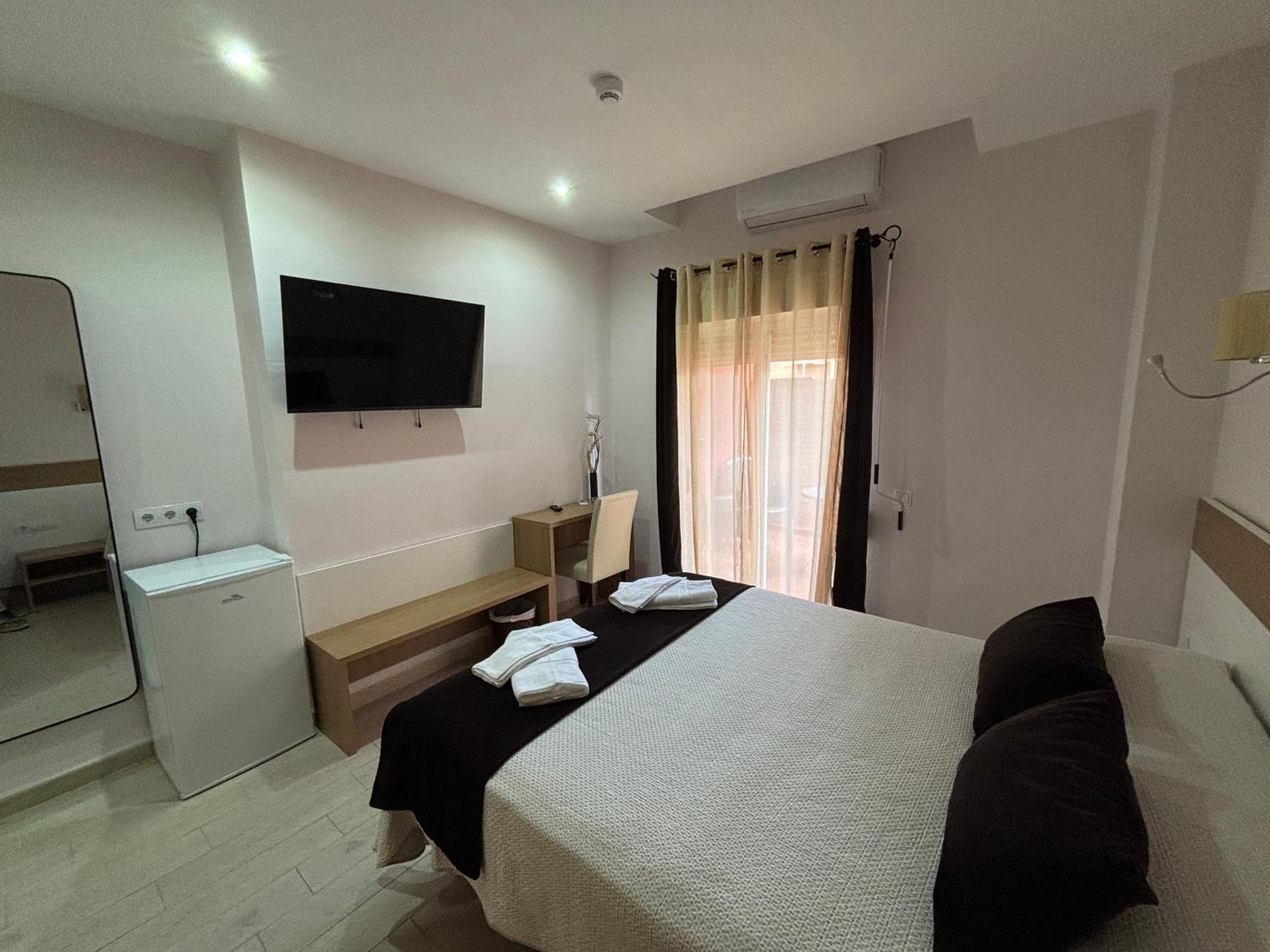 Hotel Ancla 오로페사델마르 외부 사진