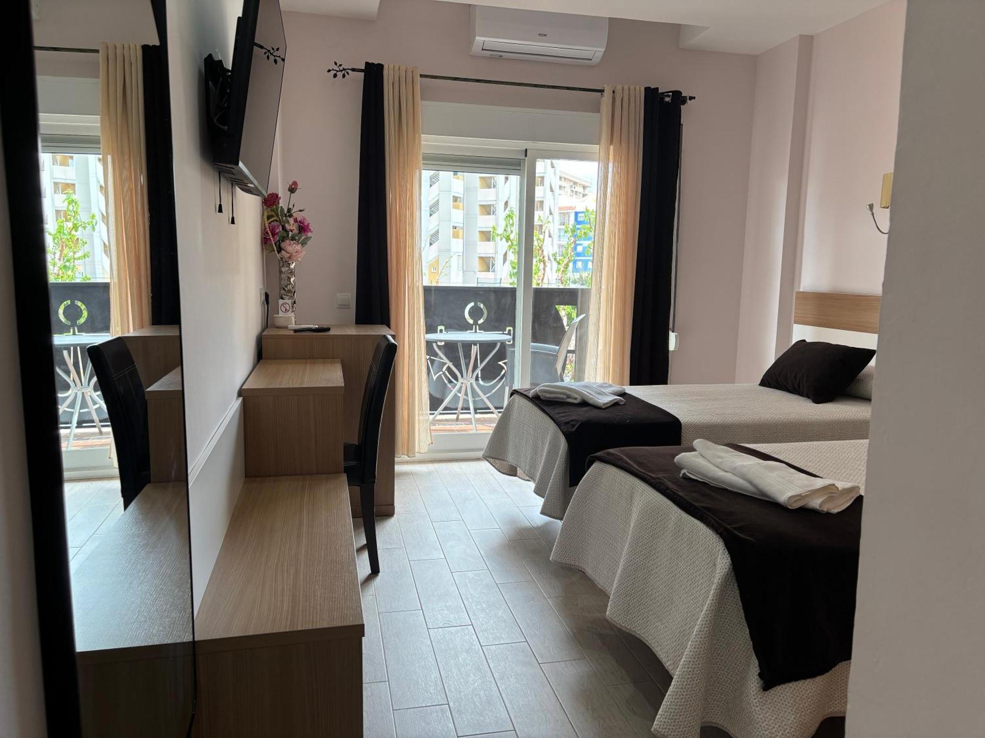 Hotel Ancla 오로페사델마르 외부 사진