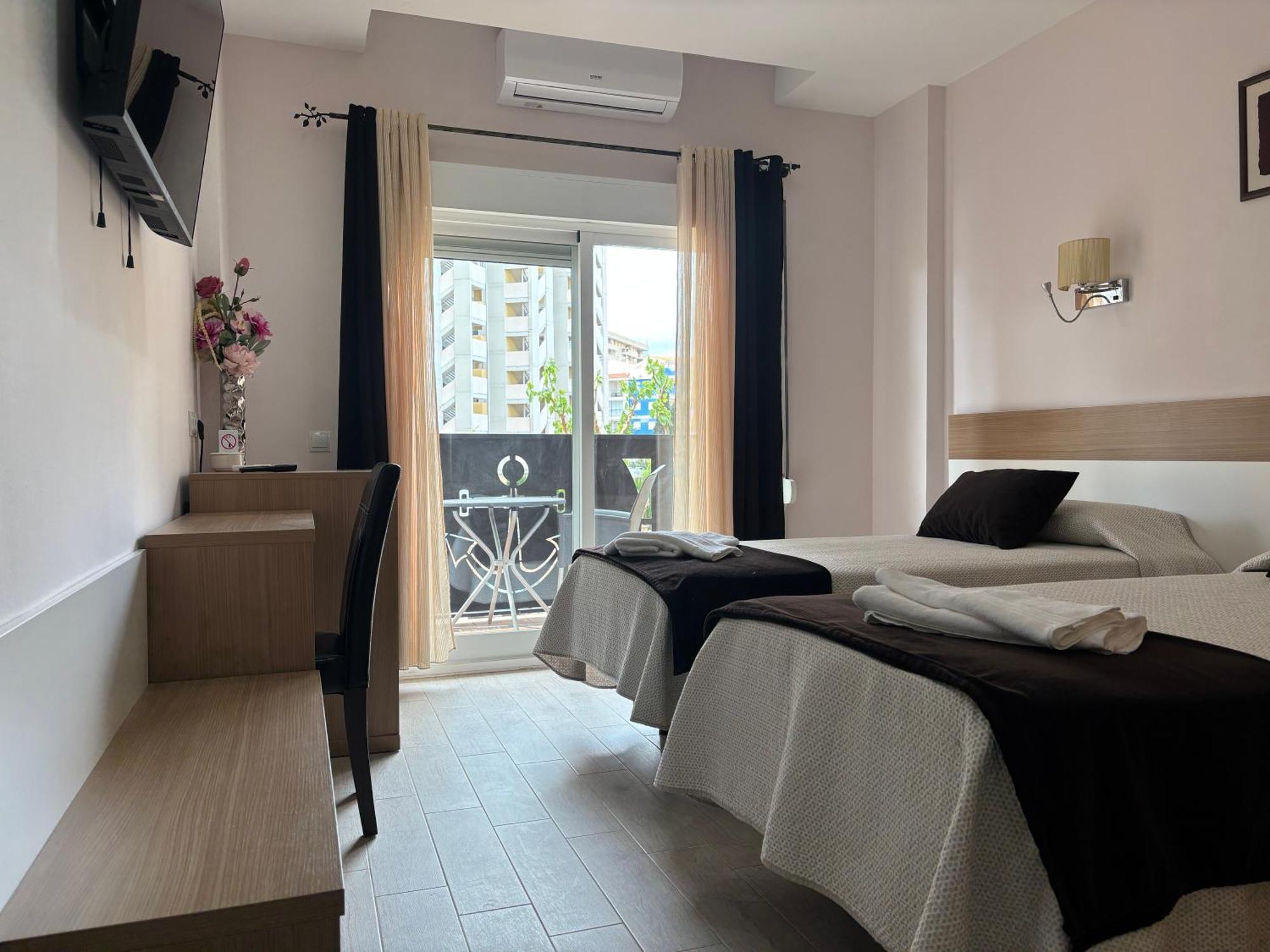 Hotel Ancla 오로페사델마르 외부 사진